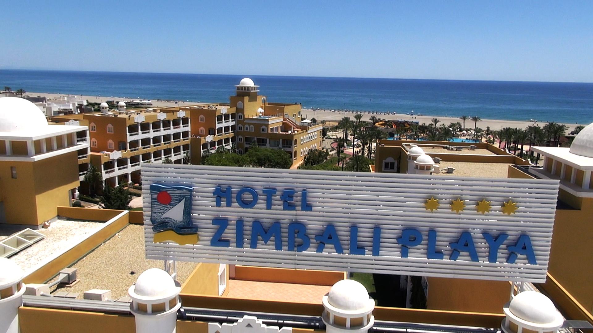 فندق مْبيرافي  Playazimbali المظهر الخارجي الصورة